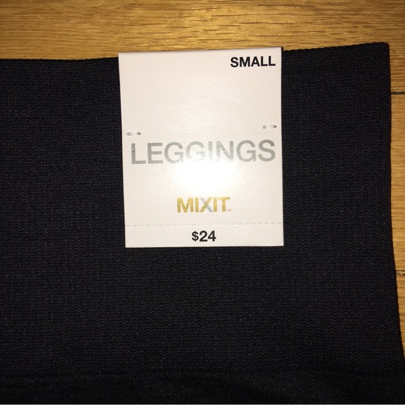 NWT Leggings capri MIXIT - Picture 3 of 3